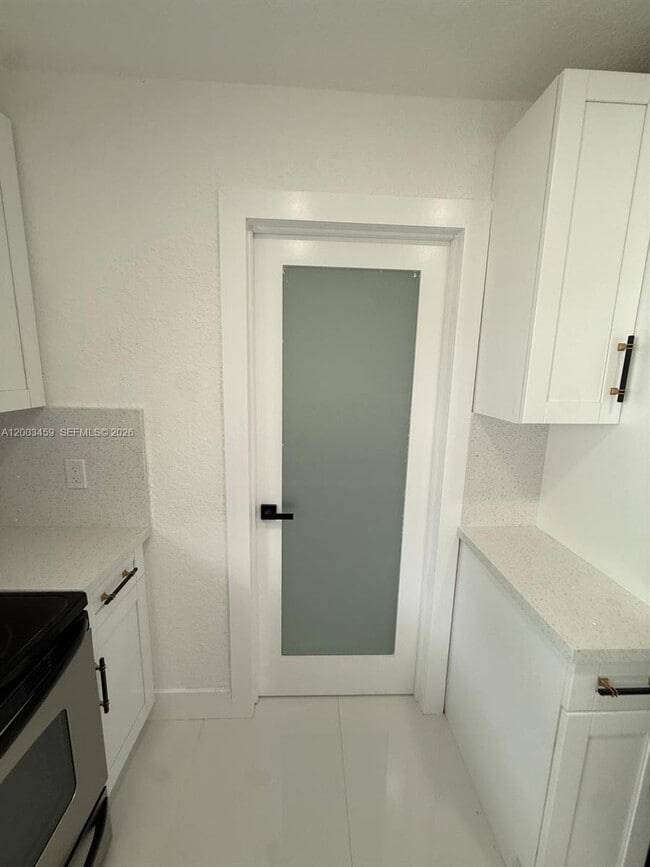 Building Photo - 5158 NW 19th Ave