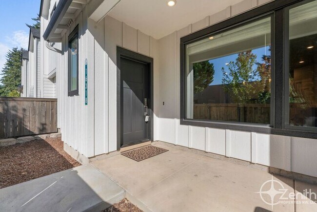 Building Photo - 16318 NE 20th St