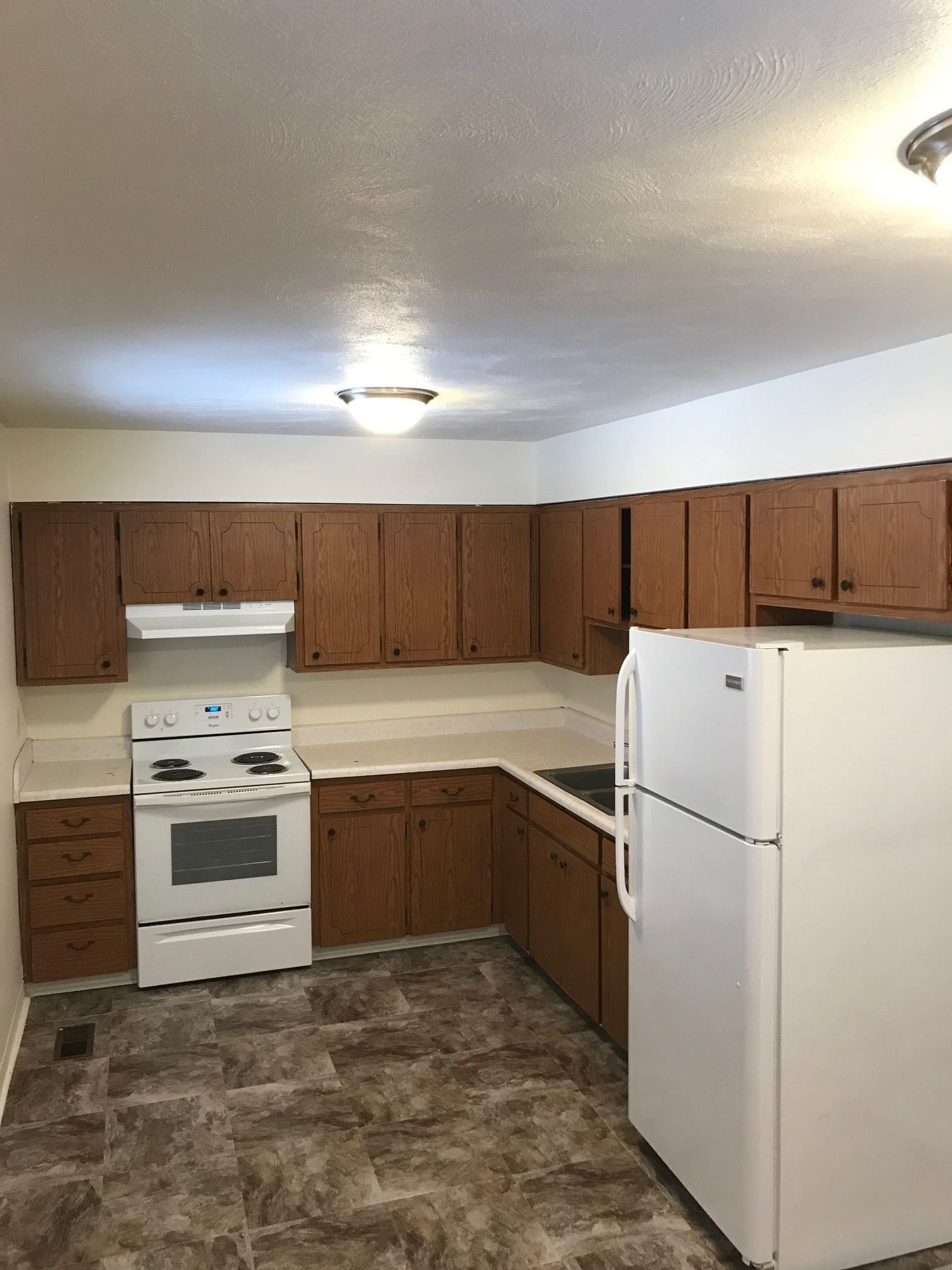 Building Photo - 1313 Seminole Dr