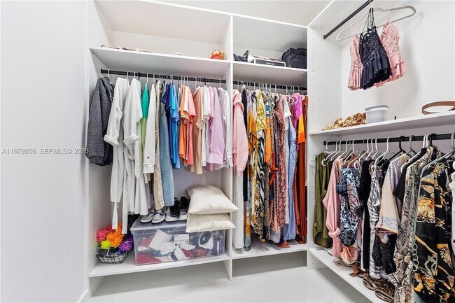 Building Photo - 4020 Galt Ocean Dr