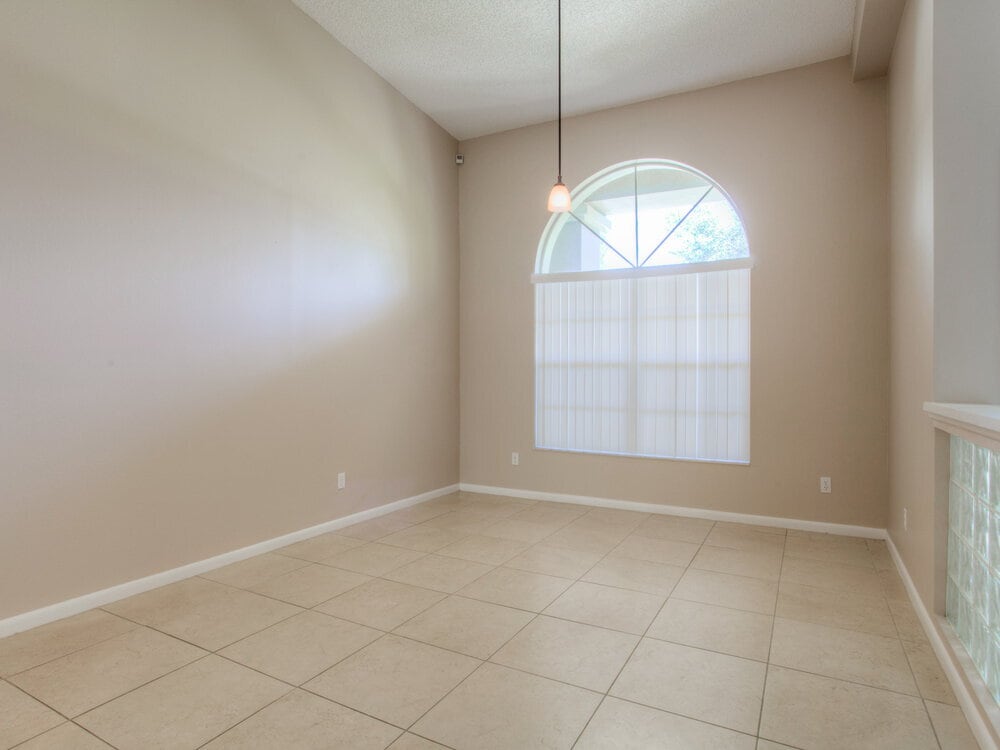 Building Photo - 1484 E Lake Woodlands Pkwy