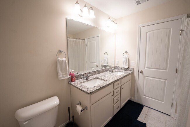 Building Photo - Coming Available!