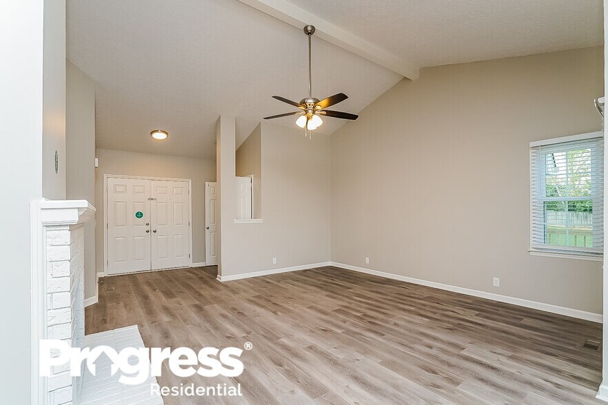 Building Photo - 103 Silver Maple Ct