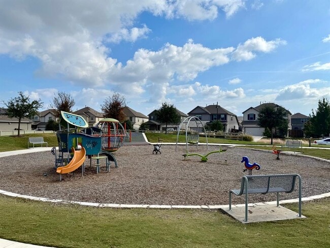 Building Photo - 249 La Dera Dr