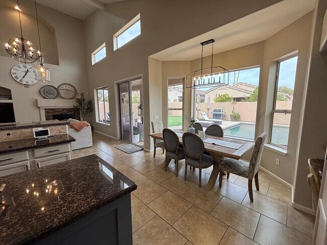 Building Photo - 3136 E Brookwood Ct