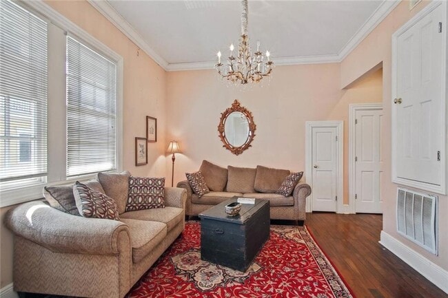 Building Photo - 741 Dauphine St