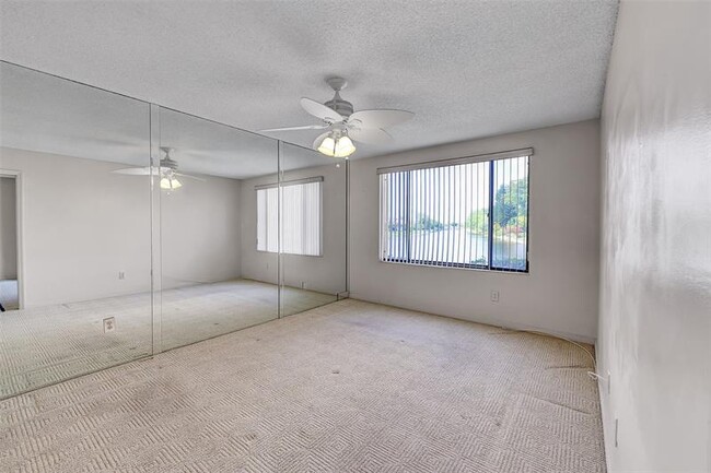 Building Photo - 9633 N Belfort Cir