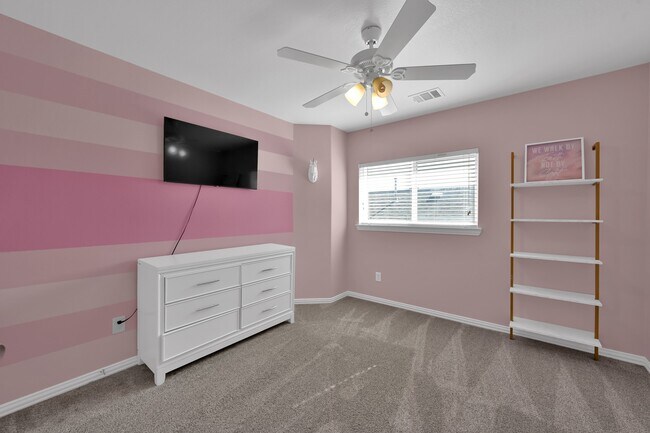 Building Photo - 11323 Creekway Bend Dr