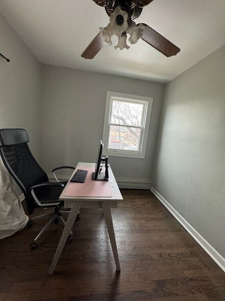 Building Photo - 1557 Monroe Ave