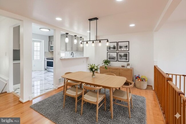 Building Photo - 16 Orchard Dr