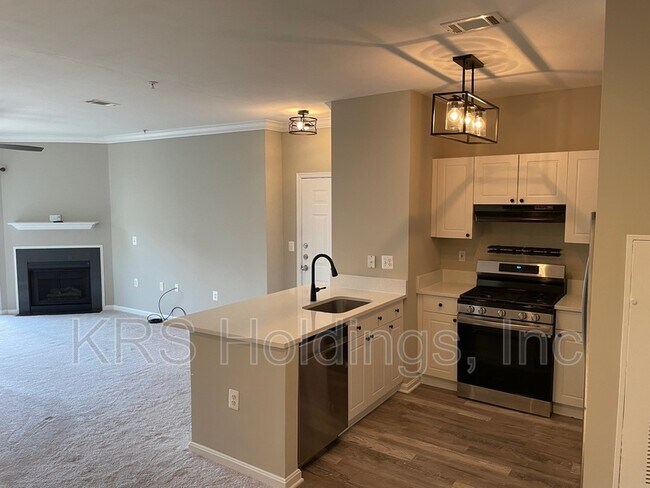 Building Photo - 11399 Aristotle Dr