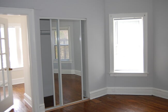 MASTER BEDROOM - 2011 W Fargo Ave