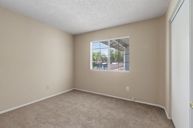 Building Photo - 4109 Yukon Way