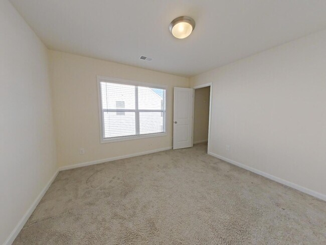 Building Photo - 518 Count Fleet Ct