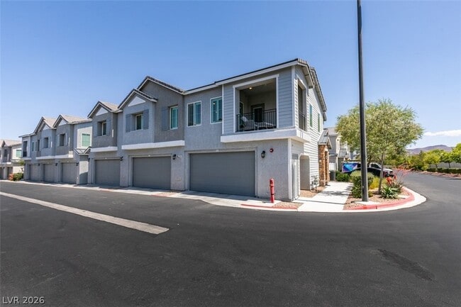 Building Photo - 544 Teovani St