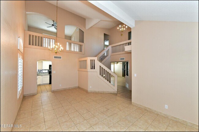 Building Photo - 1416 Stone Canyon Way