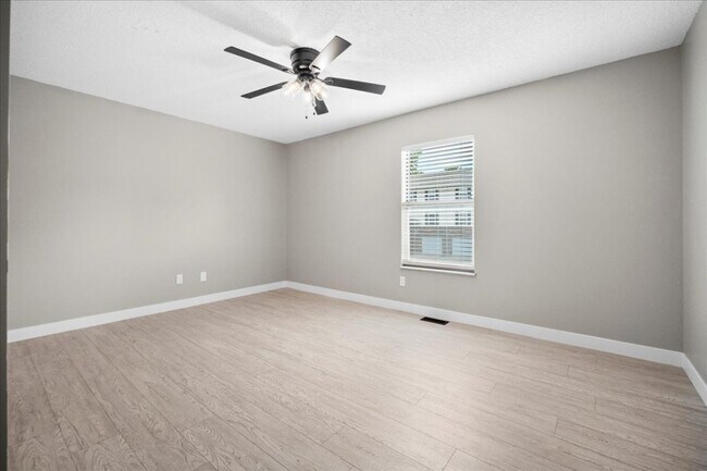 Building Photo - 779 Boca Raton Dr
