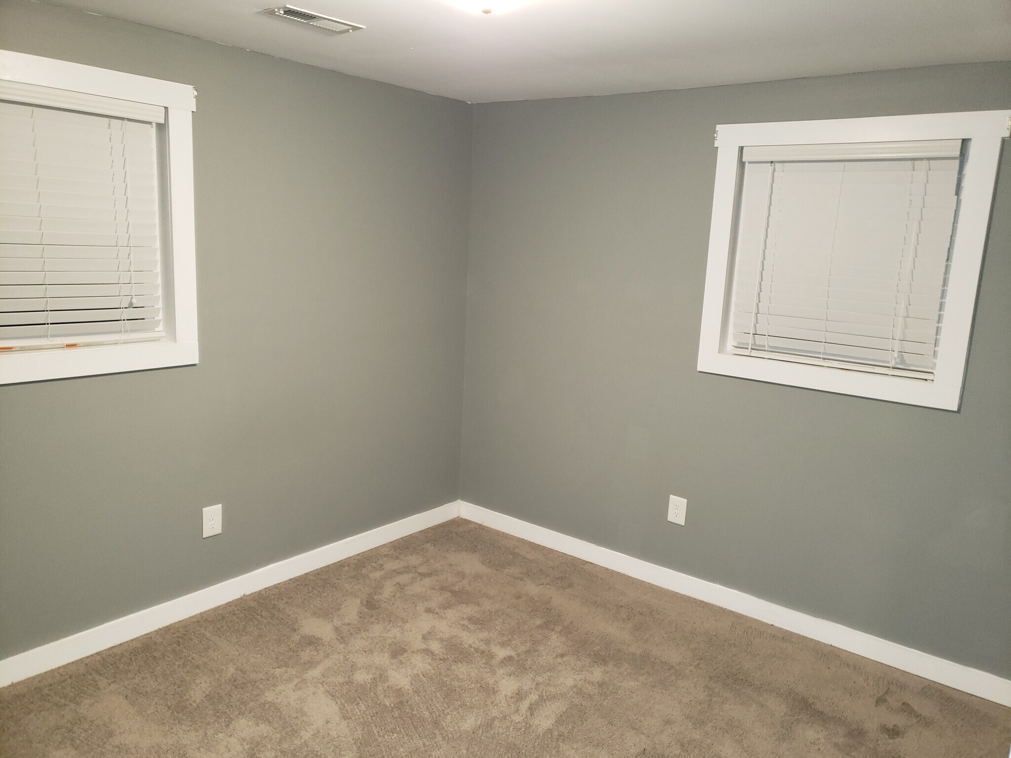 Building Photo - 1703 Wright Blvd