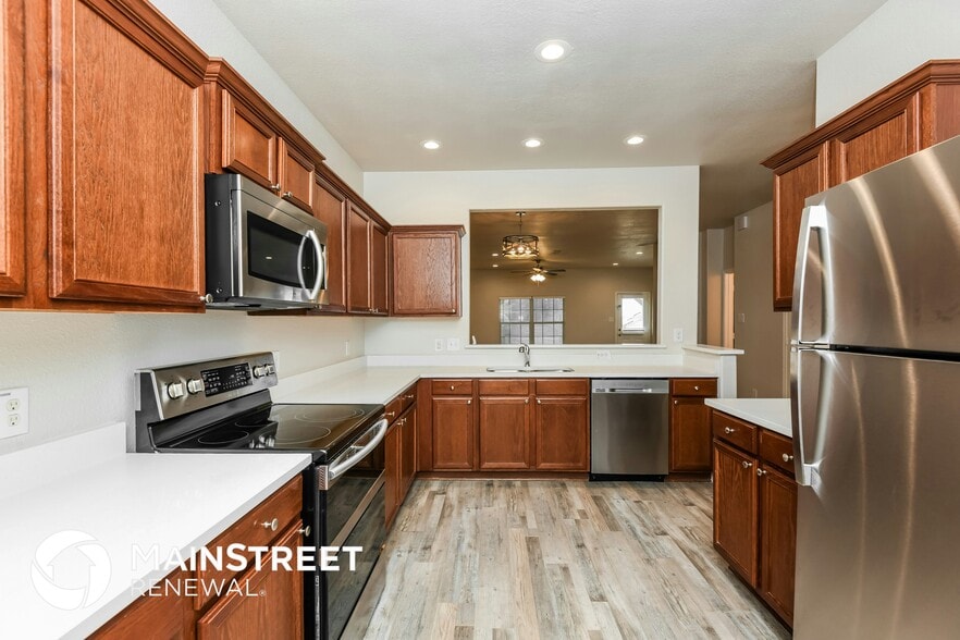 Building Photo - 128 Dodge City Ct