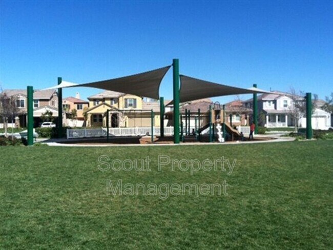 Building Photo - 28770 Oak Park Ln