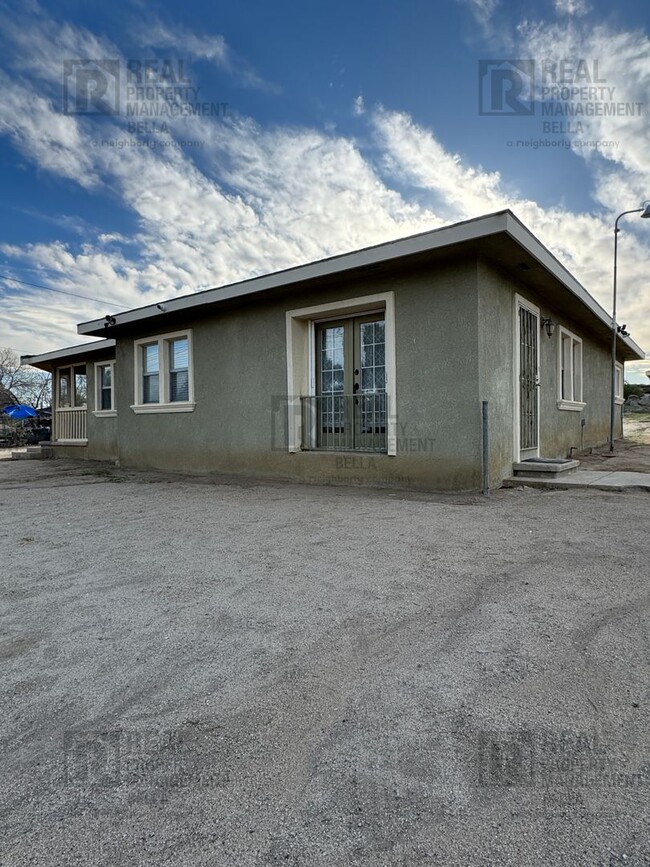 Building Photo - 1188 Witt St
