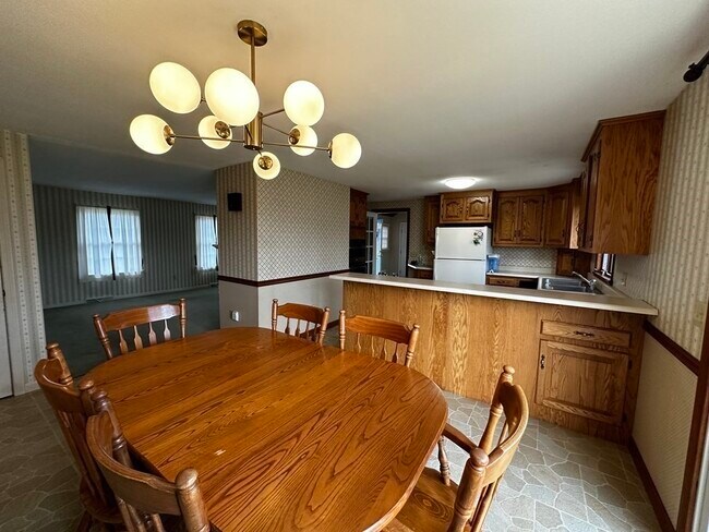 Building Photo - 177 Orchard St