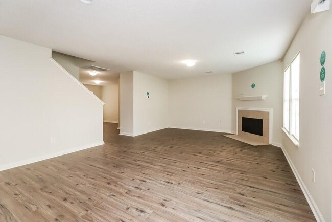 Building Photo - 16610 Cheshire Grove Ln