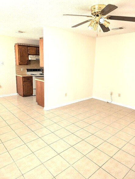 Building Photo - 404 Northern Dove Ln