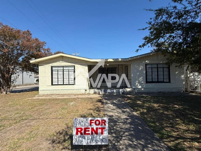 Primary Photo - 602 Canton