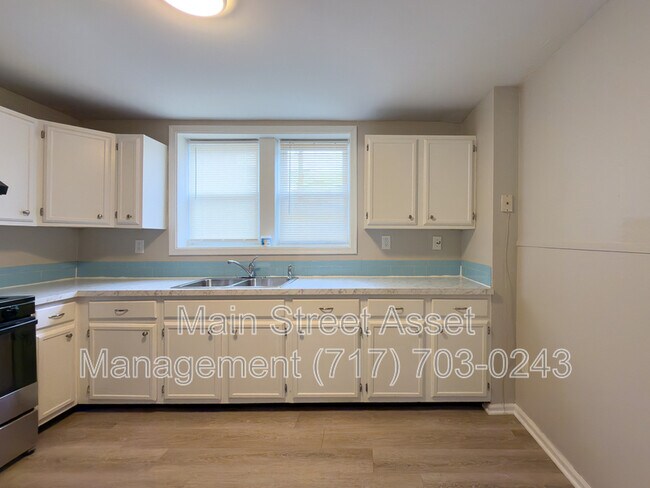 Building Photo - 1620 Randolph St