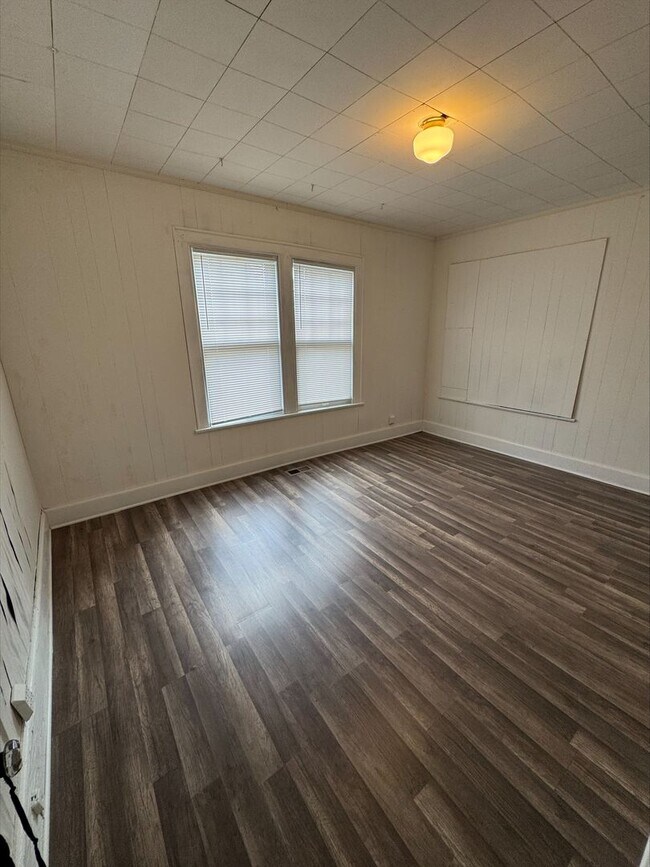 Building Photo - Now Available! 2 bedroom 1 bathroom in Chattanooga TN!