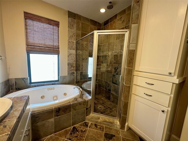 Building Photo - 1205 Birdsall St