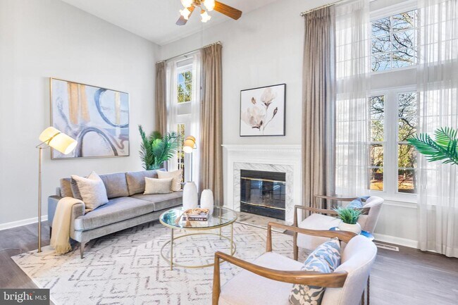 Building Photo - 7820 Somerset Ct