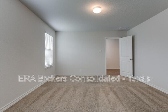 Building Photo - 121 Little Wichita