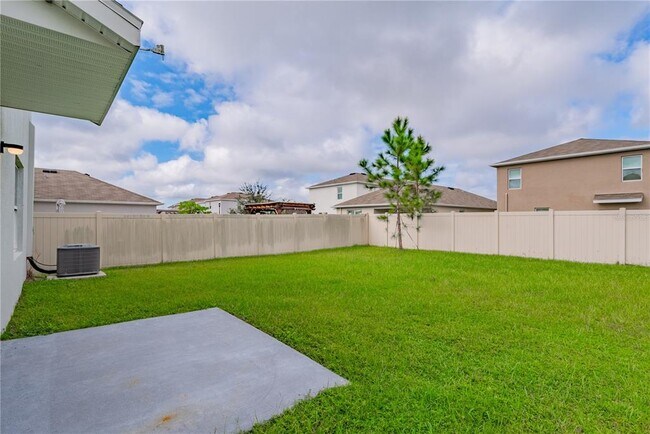 Building Photo - 2855 Maiden Grass Isle
