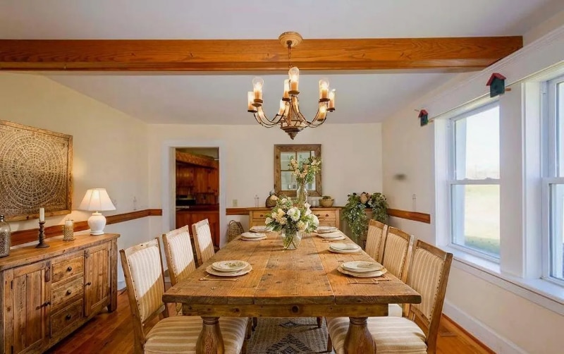 Building Photo - 23217 Village Rd