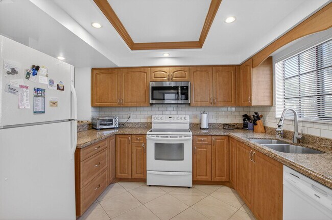 Building Photo - 15694 Loch Maree Ln