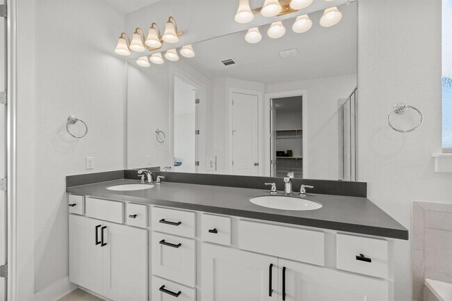 Building Photo - 319 Pecos River Xing