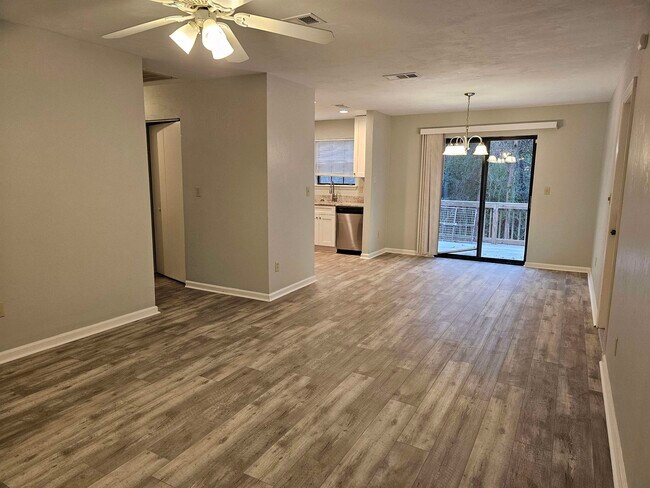 Building Photo - 8224 Hunters Ridge Trail