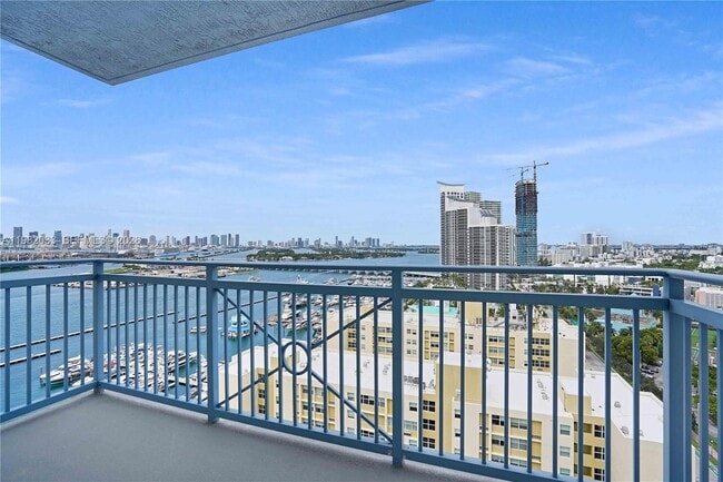 Building Photo - 90 Alton Rd