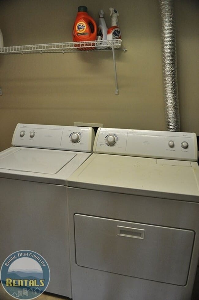 Building Photo - Cozy 2bd House In Great Location!