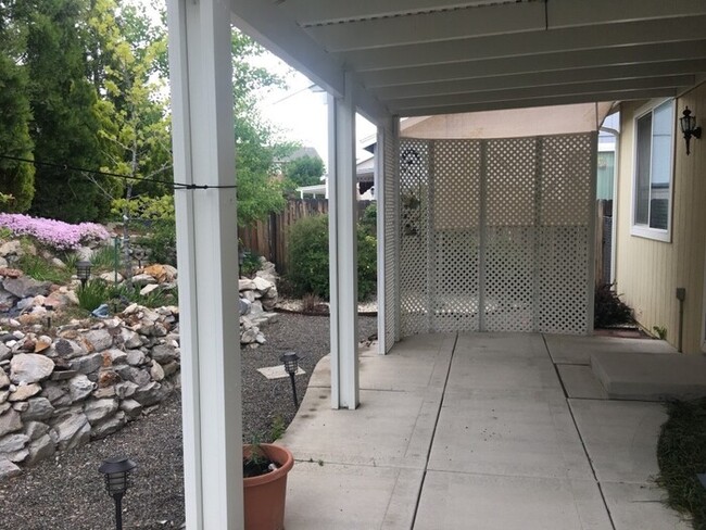 Building Photo - Sky Vista in Stead - Single Story Home wit...