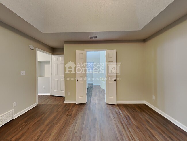 Building Photo - 7748 Parkmont Drive