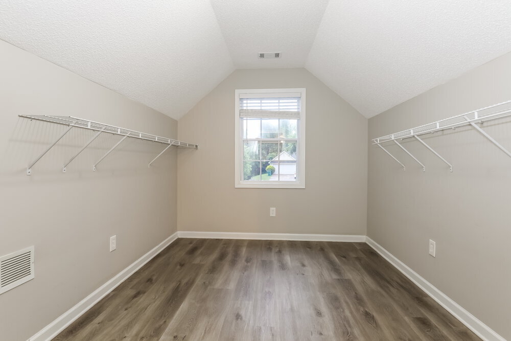 Building Photo - 859 Betsy Ross Trail