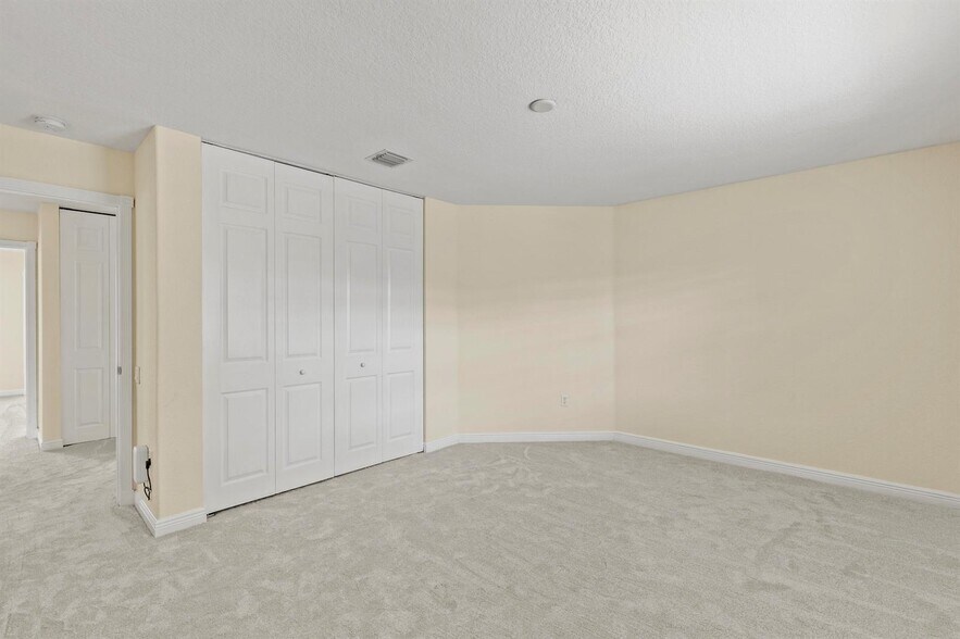 Building Photo - 6597 Marbletree Ln