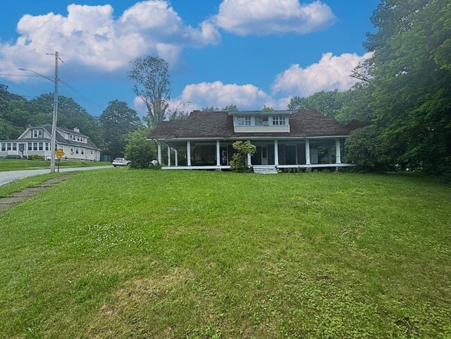 Primary Photo - 111 Orchard St