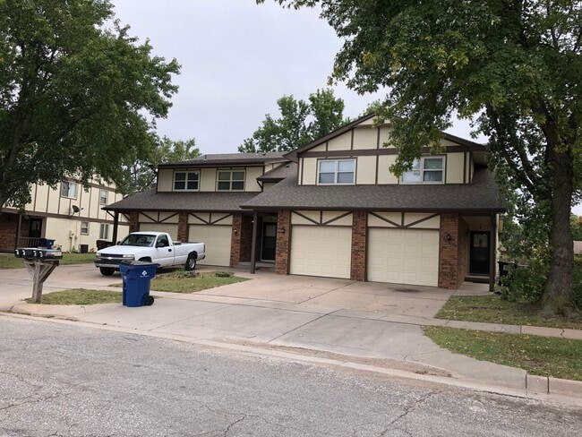 Front of townhouse - 8713 W Thurman St