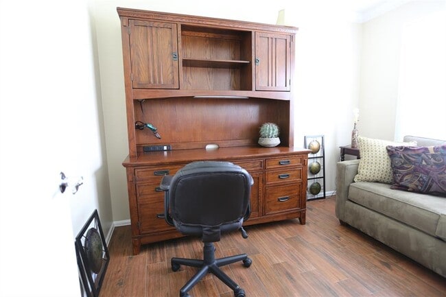 Building Photo - 113 Monument Hill Trail