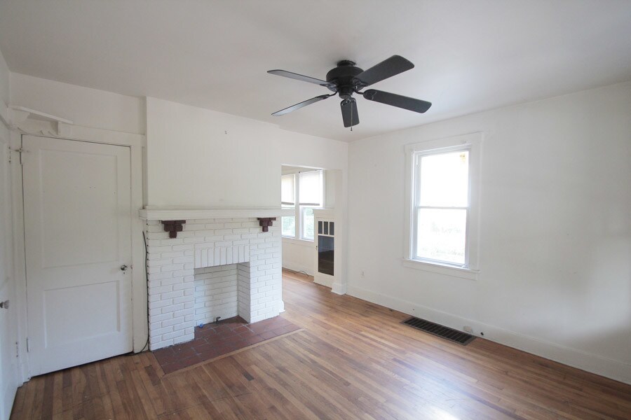 Building Photo - 316 Whitney Ave