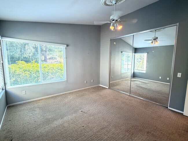 Building Photo - 569 Whitesage Rd